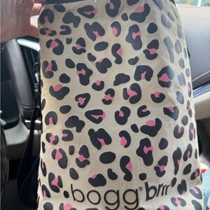 Women's Leopard Print cooler - Pink and Black